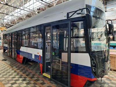 Узкоколейный трамвай Уралтрансмаша прибыл в Пятигорск 