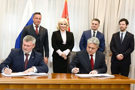 Россия и Сербия подписали транспортное соглашение