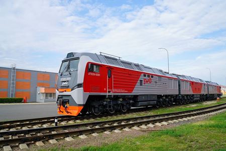 Начаты предварительные испытания локомотива 3ТЭ28