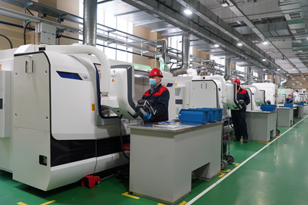 Коломенский завод, входящий в состав ТМХ, запустил новую линию по обработке деталей топливной аппаратуры дизельных двигателей 