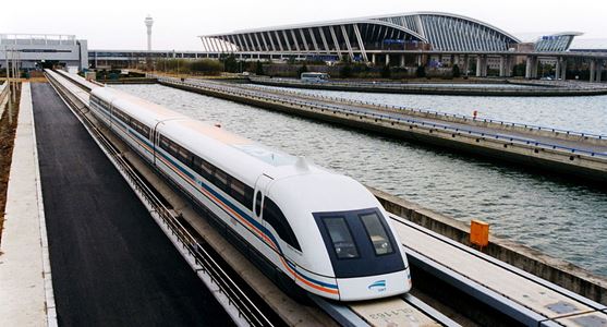В Китае представили прототип уникального поезда на магнитной подушке