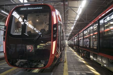Новый поезд метро «Метровагонмаша» из Мытищ стал лауреатом транспортной премии