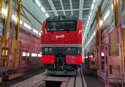 В 2021 году на Октябрьскую железную дорогу поступило 64 новых локомотива