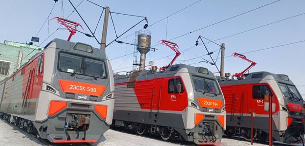 6 электровозов «Ермак» запустили в эксплуатацию на Западно-Сибирской железной дороге 