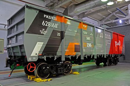 «Уралвагонзавод» планирует в 2021 году сертифицировать полувагон грузоподъемностью до 27 тонн на ось