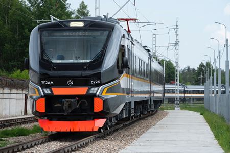 Электропоезд ЭП2ДМ стал лауреатом премии «Приоритет – 2023» в категории «Транспорт»