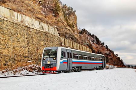 Пригородный поезд Кругобайкалской ЖД теперь оснащен экологичным спецвагоном
