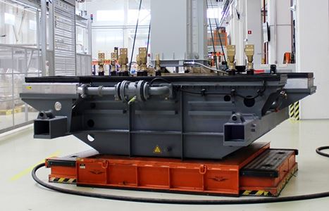Завод "Сименс Энергетика Трансформаторы" изготовил первый серийный тяговый трансформатор для нового электровоза 2ЭС5С/3ЭС5С